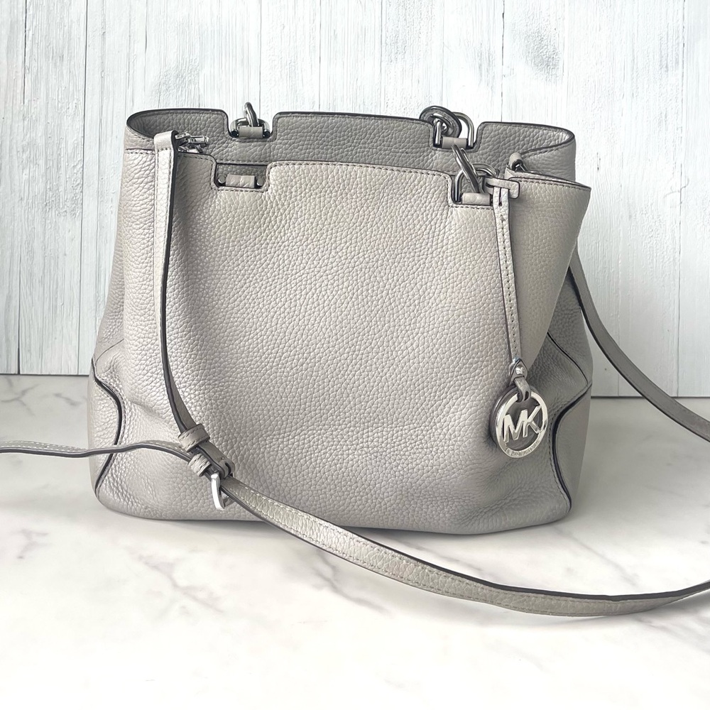 MICHAEL KORS PEARL GRAY/GREY PURSE